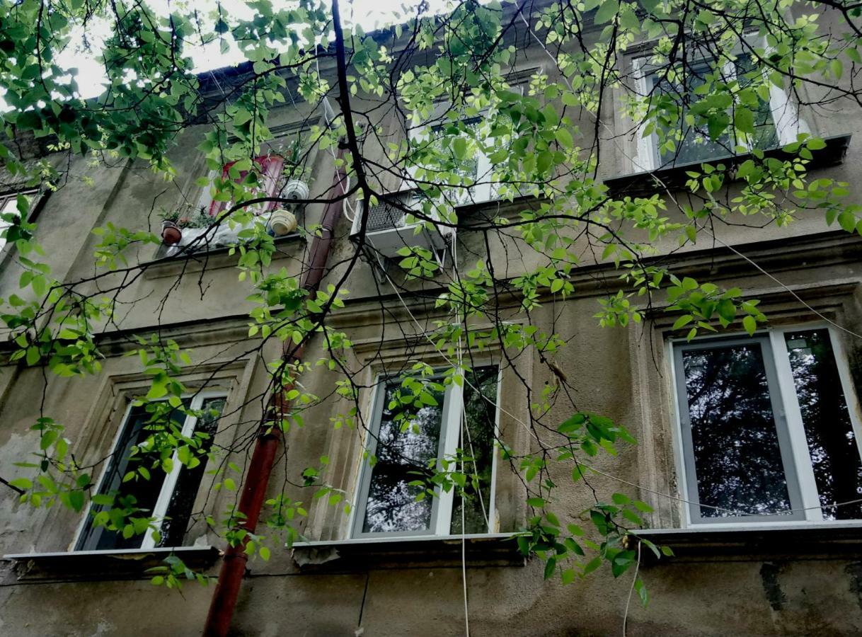 Odesa Apartment On Pushkinskaya ภายนอก รูปภาพ